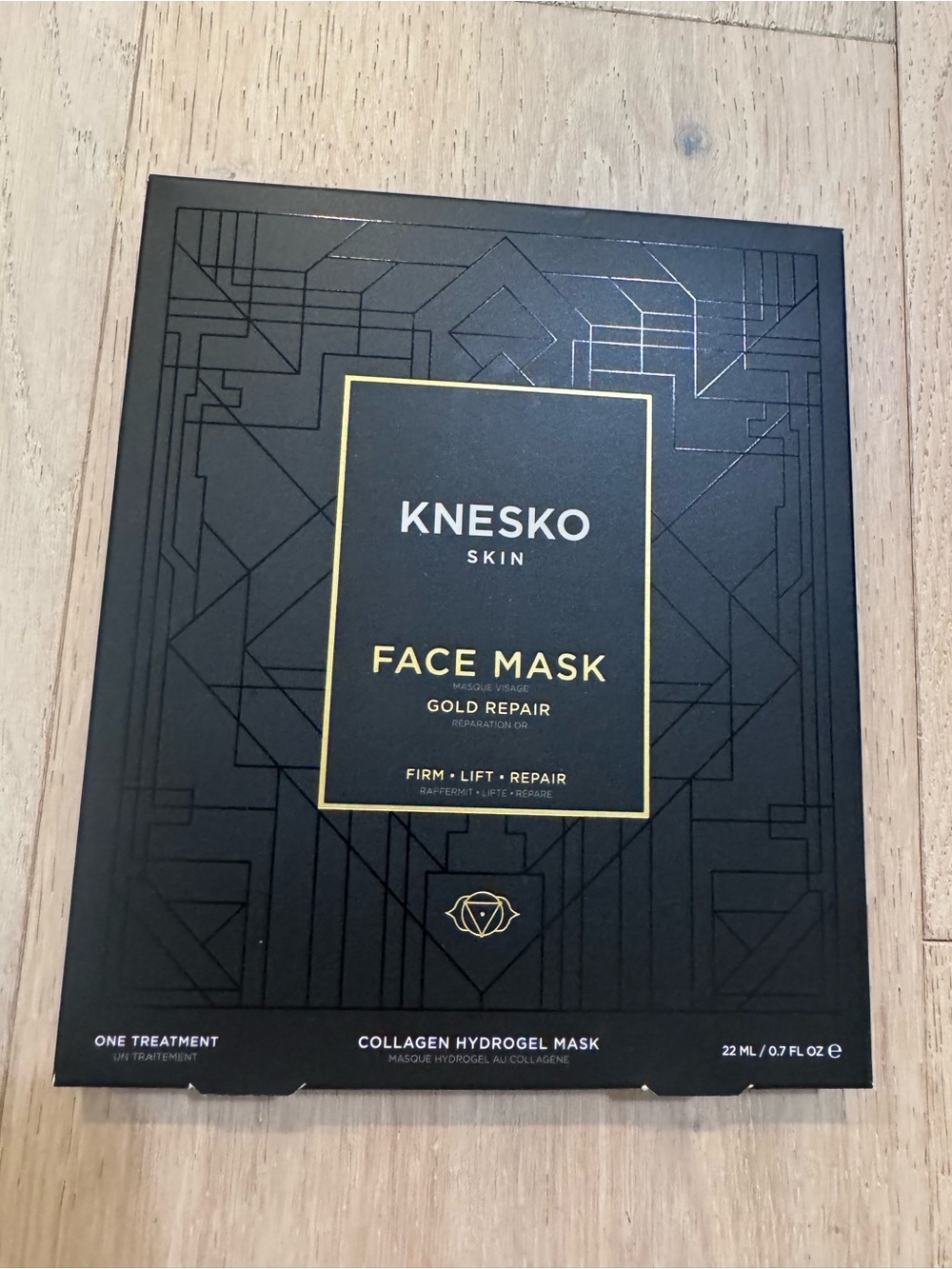 Knesko Skin Gold Repair Face Mask - Black & Gold